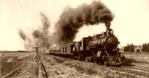 Railroad train with locomotive in foreground 1915-500